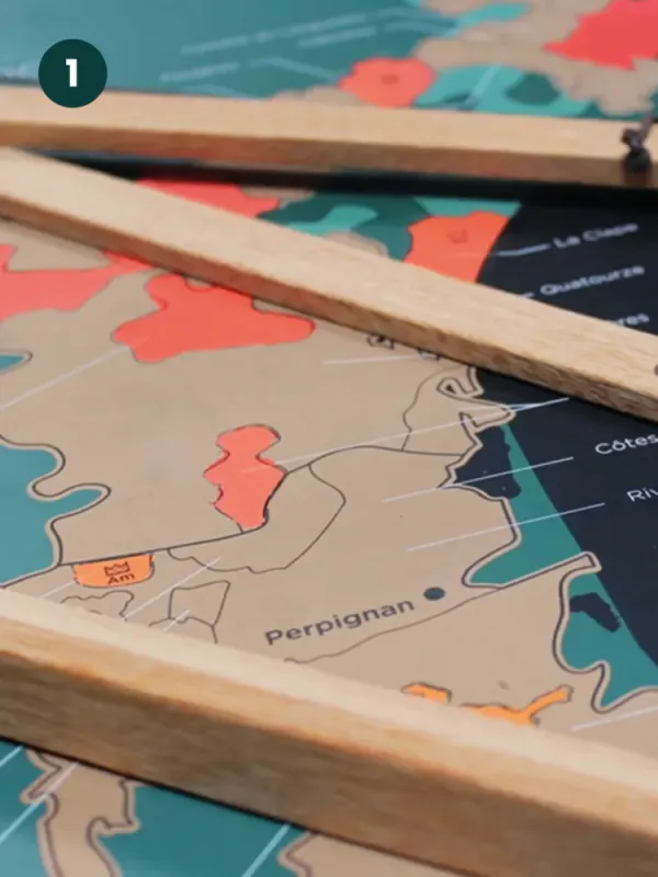 Magnetisk treplakatramme til skrapekart  73 cm